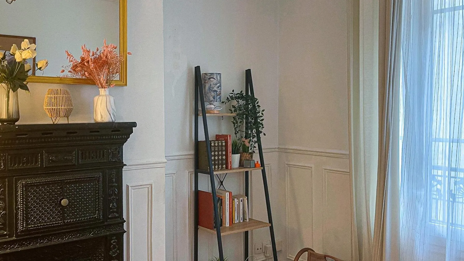 Le Pinky Bird - Paris 12 Apartment France