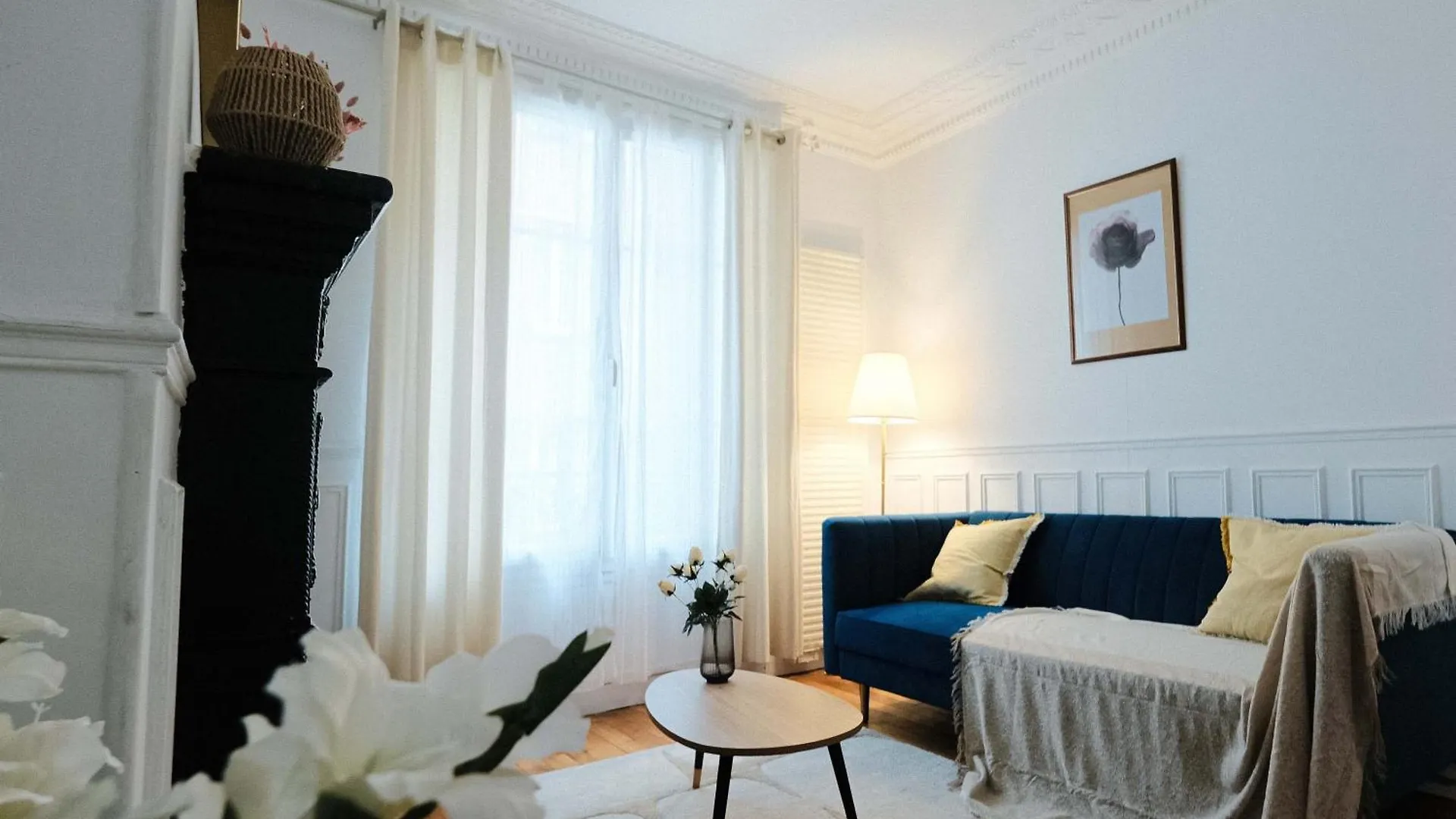Le Pinky Bird - Paris 12 Apartment