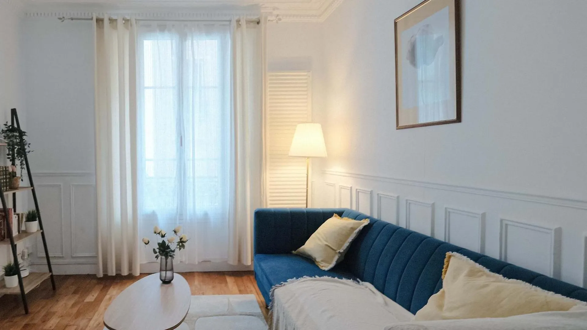 Le Pinky Bird - Paris 12 Apartment